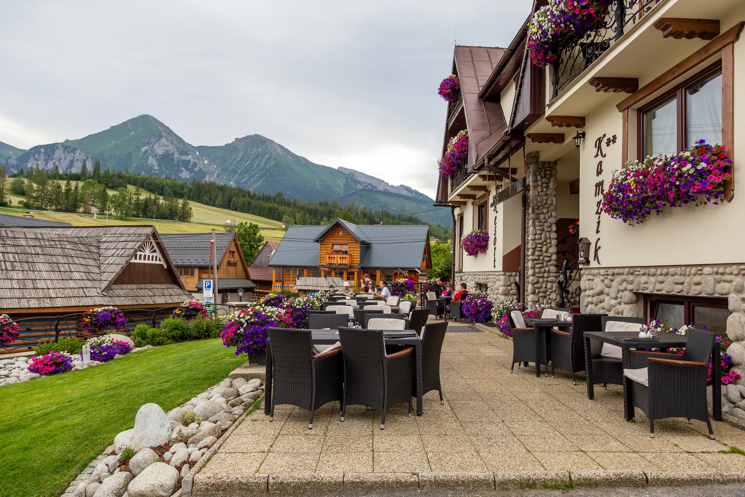 Terasa s výhľadom na Belianske Tatry